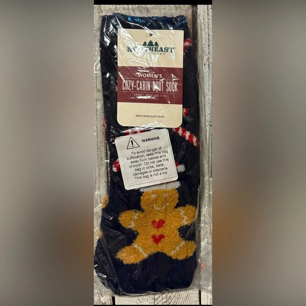 Women’s Cozy Cabin Boot Socks  - NIP/NWT